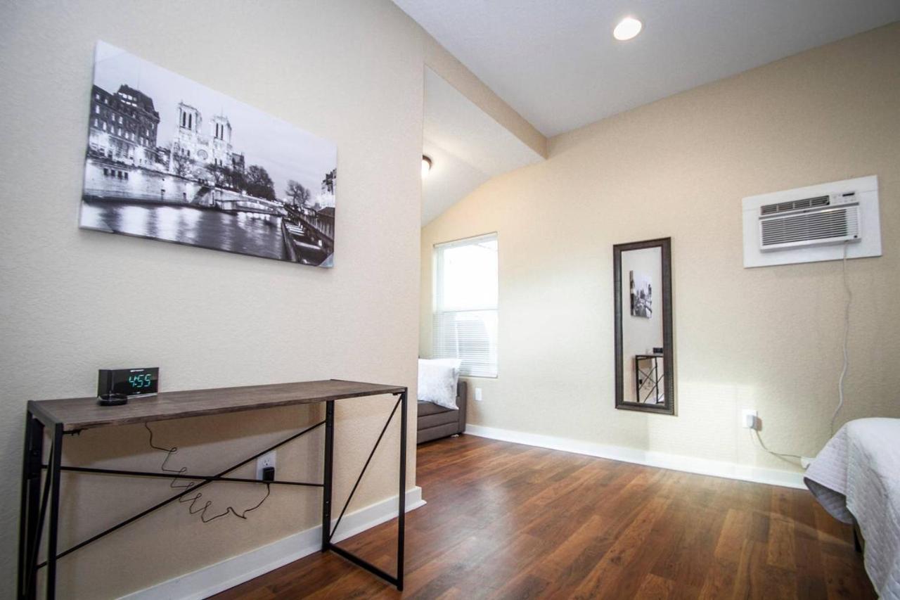 Douglas Way Remodeled House Near Downtown 1Ba/1Ba San Antonio Extérieur photo